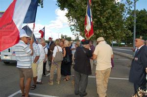 LA MARCHE DES HARKIS AOUT 2011 PIERRELATTE DE HERVE CUESTA  (10)